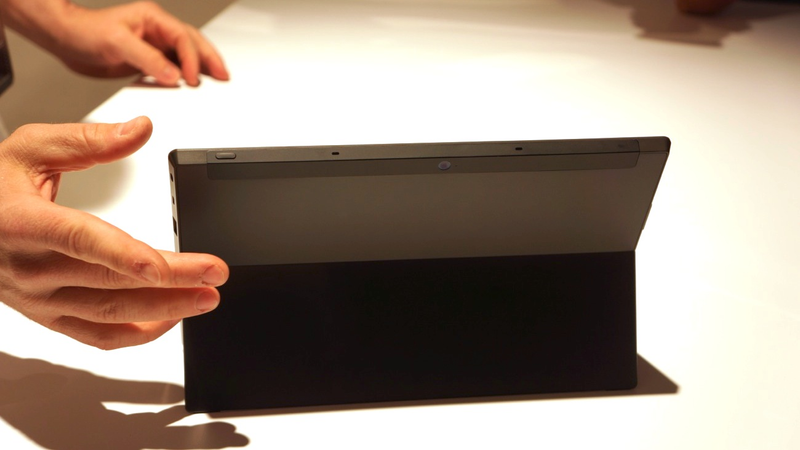 Illustration for article titled Microsoft Surface Is Hiding a Pressure-Sensitive Keyboard, Multitouch Trackpad and Kickstand